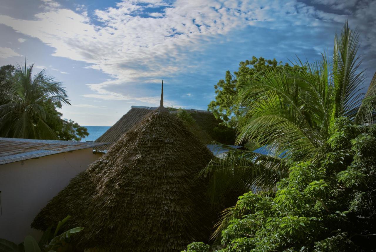 Cocolala Beach House Nungwi Exterior photo