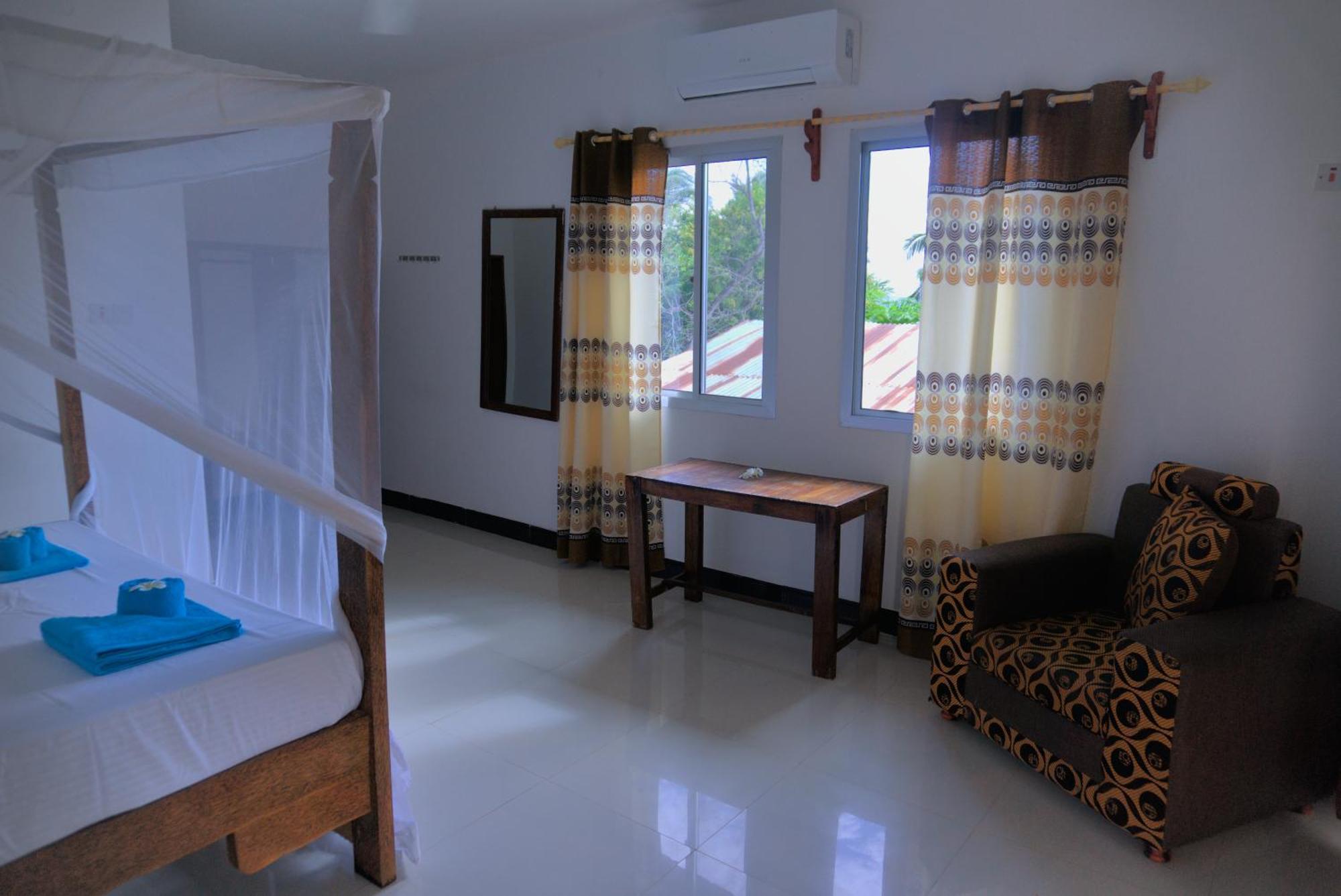 Cocolala Beach House Nungwi Room photo